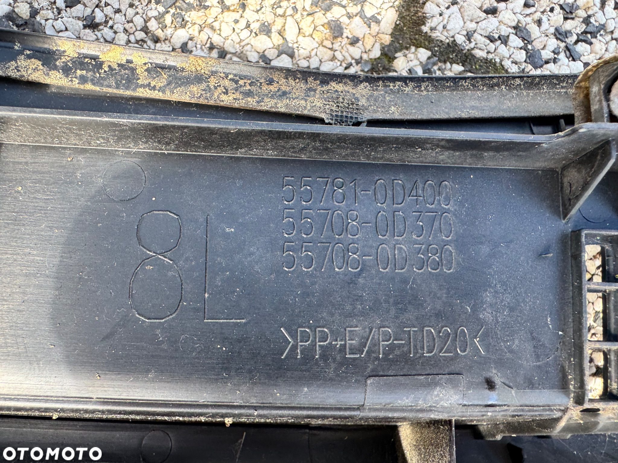 TOYOTA YARIS III LIFT PODSZYBIE EUROPA 55781-0D400 - 7