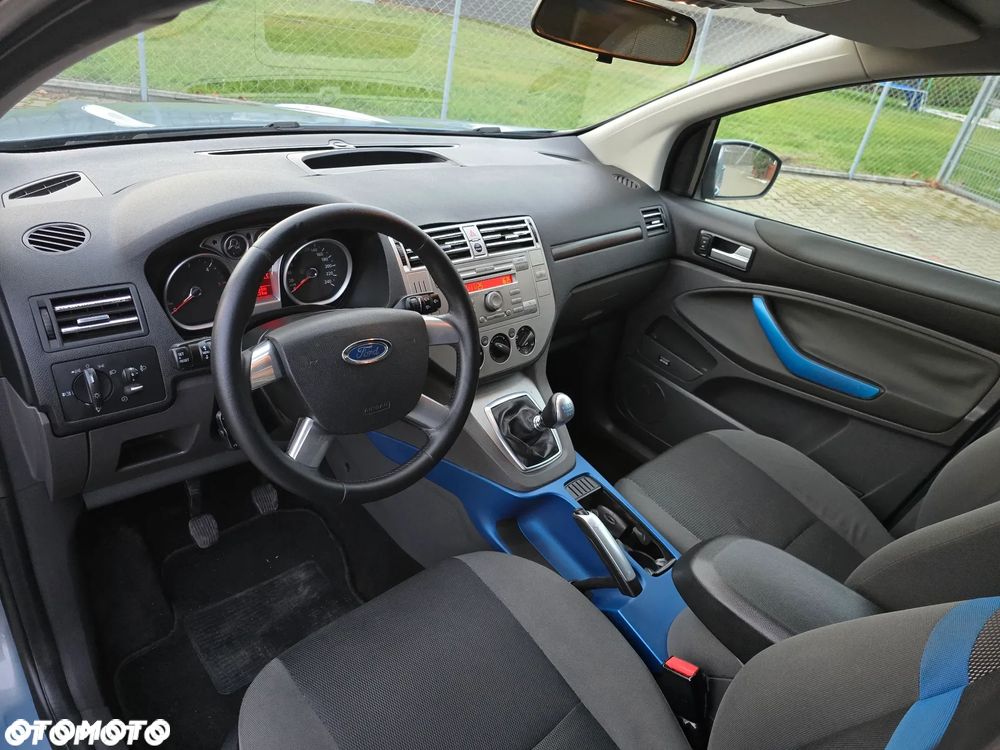 Ford Kuga 2.0 TDCi 4x4 Titanium - 11