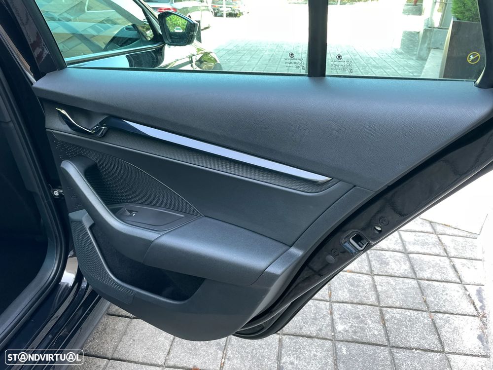 Skoda Octavia Break 1.4 TSI DSG Sportline - 37