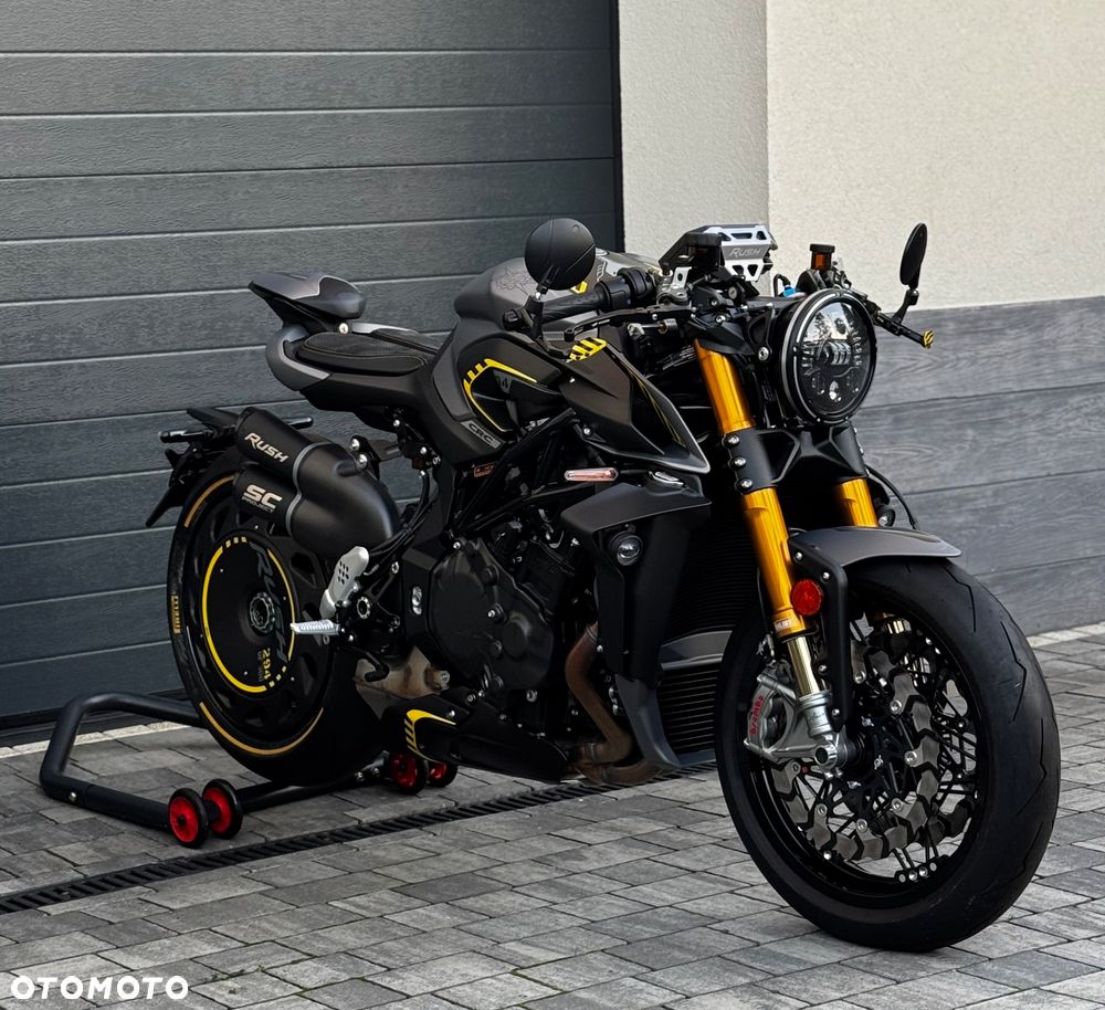 MV AGUSTA RUSH - 3