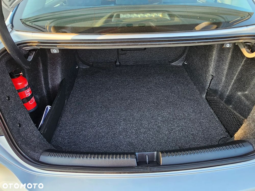 Volkswagen Jetta 1.4 TSI Comfortline - 9