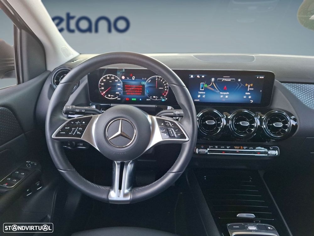 Mercedes-Benz B 250 e - 13