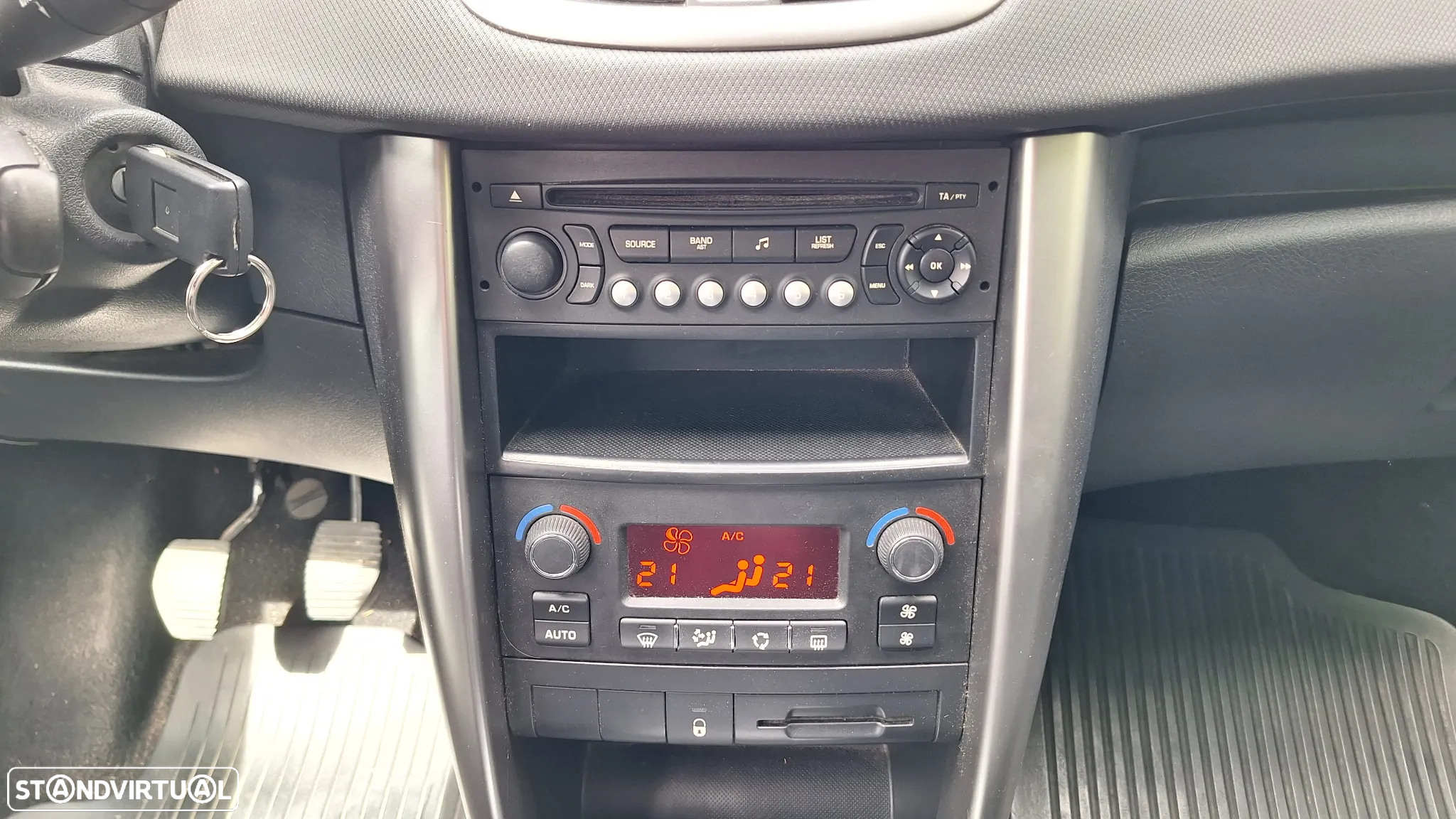 Peugeot 207 SW 1.6 HDi Outdoor FAP - 12