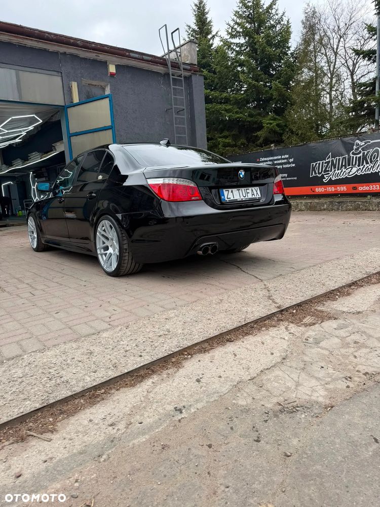 BMW Seria 5 525d - 4