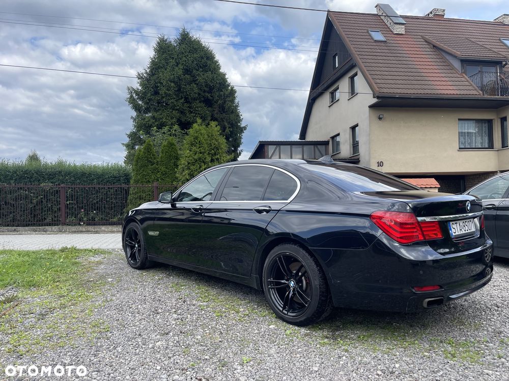 BMW Seria 7 740d xDrive - 11