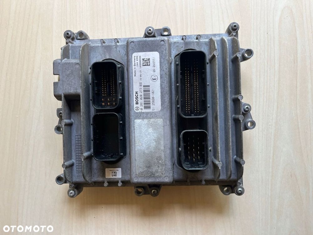 STEROWNIK KOMPUTER SILNIKA MAN TGX 51.25820-1021