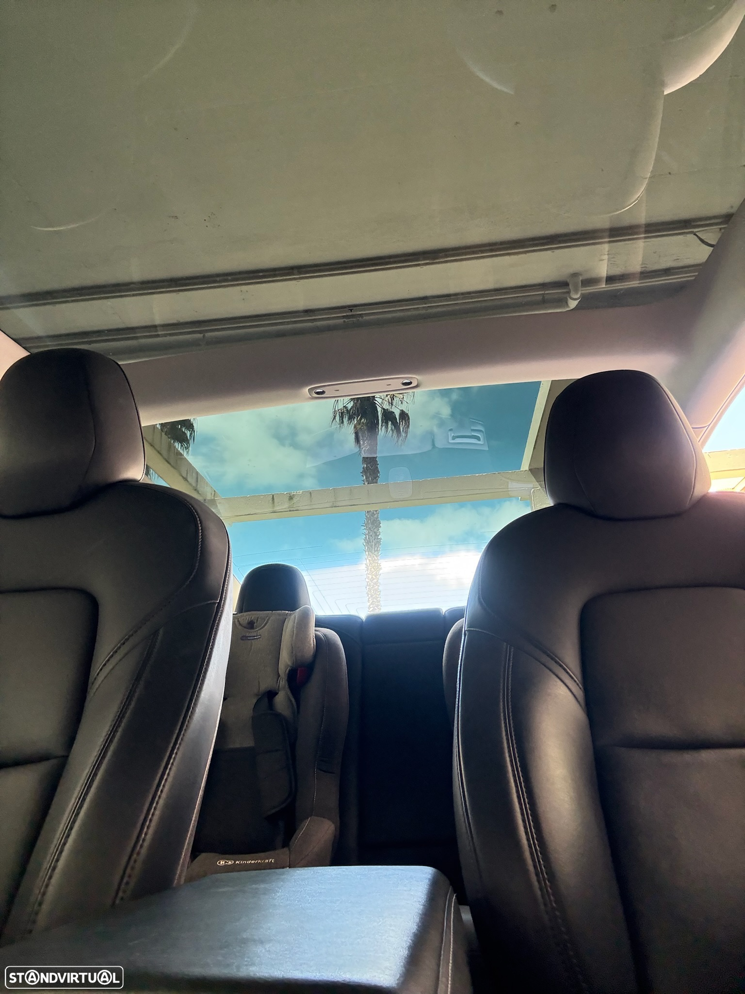 Tesla Model 3 - 6