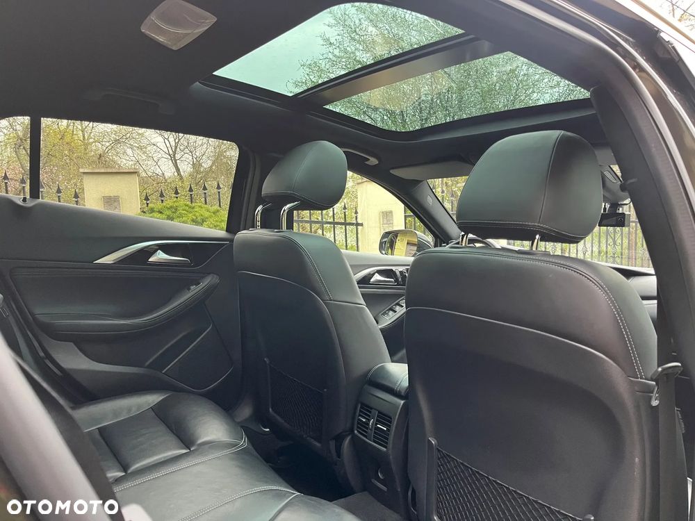 Infiniti QX30 2.0t Premium AWD 7DCT - 23