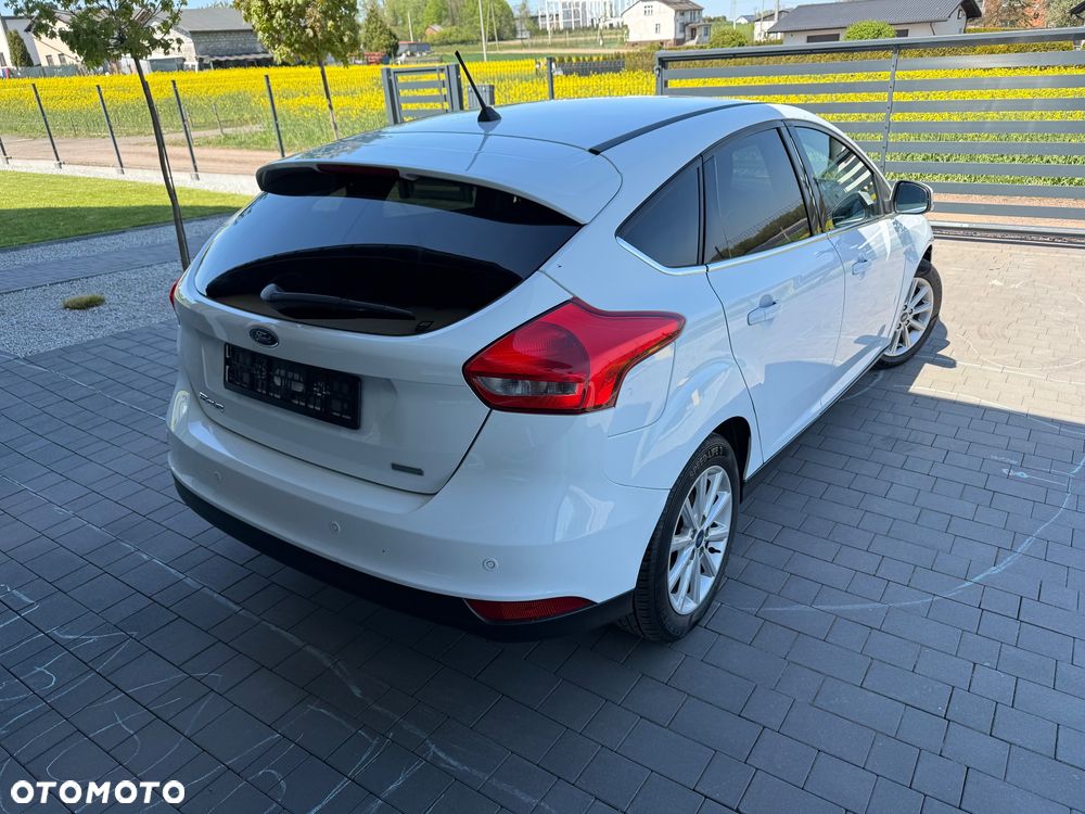 Ford Focus 1.0 EcoBoost Titanium - 10