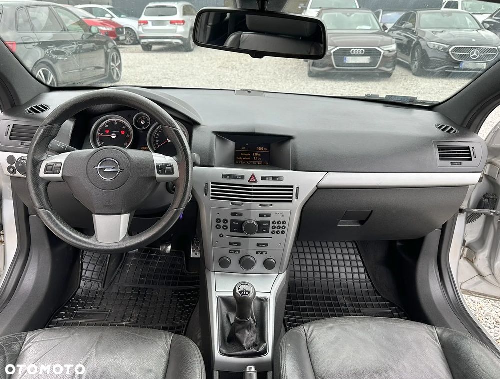 Opel Astra III GTC 1.7 CDTI Cosmo - 6