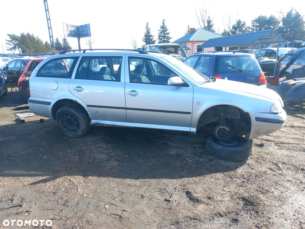 Skoda Octavia I kombi 1.6 benzyna 02r 9102 wszystkie części - 4