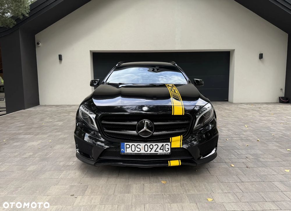 Mercedes-Benz GLA AMG 45 4-Matic - 3