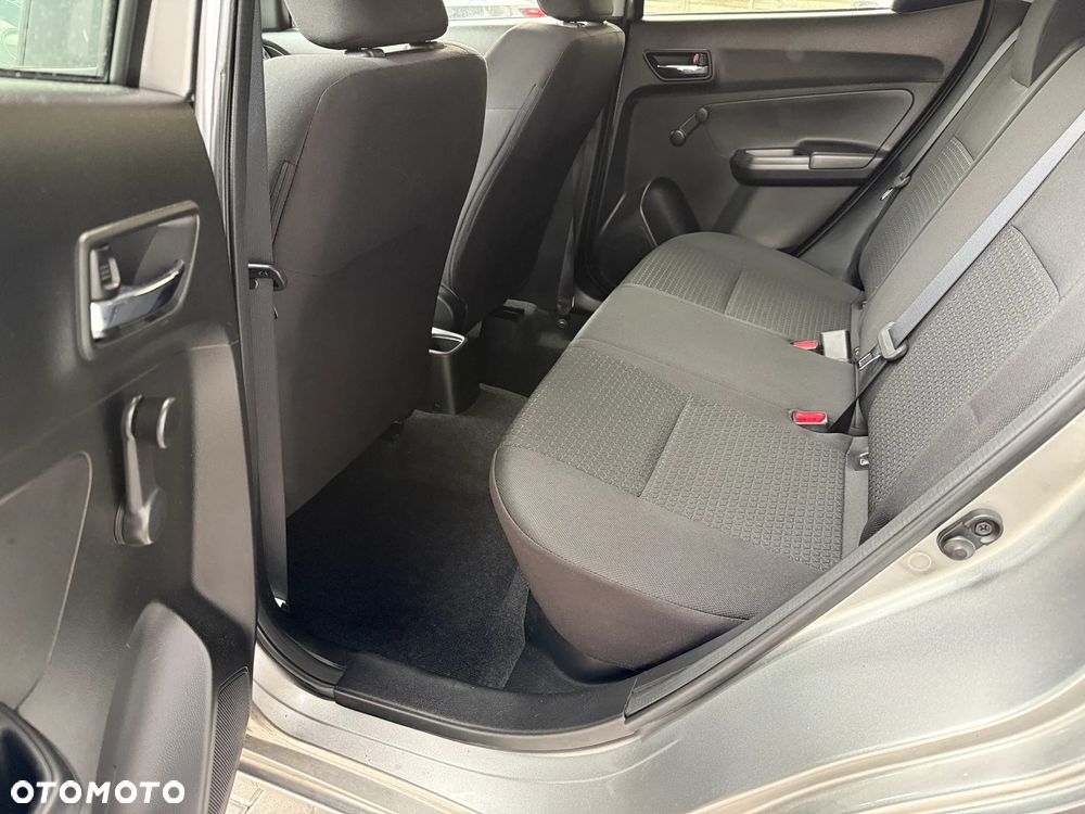 Suzuki Swift 1.2 Premium Plus - 15