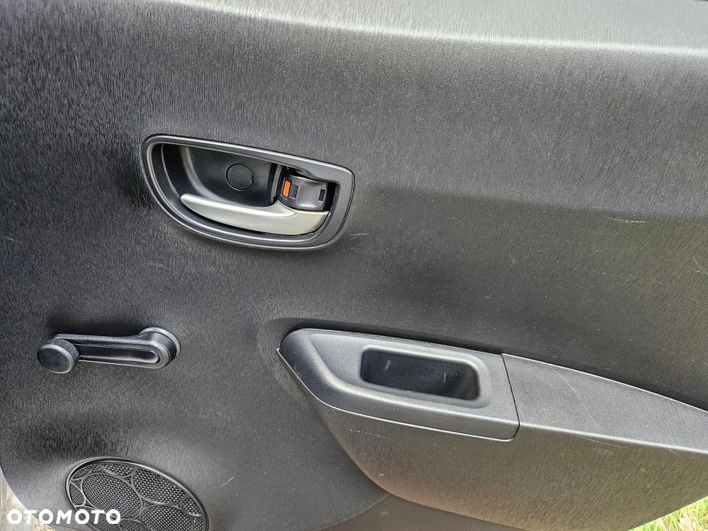 Toyota Yaris 1.5 VVT-i Edition 2014 - 33