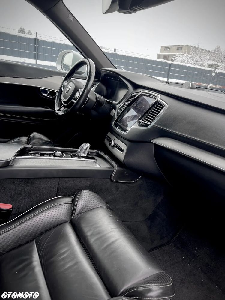 Volvo XC 90 - 13