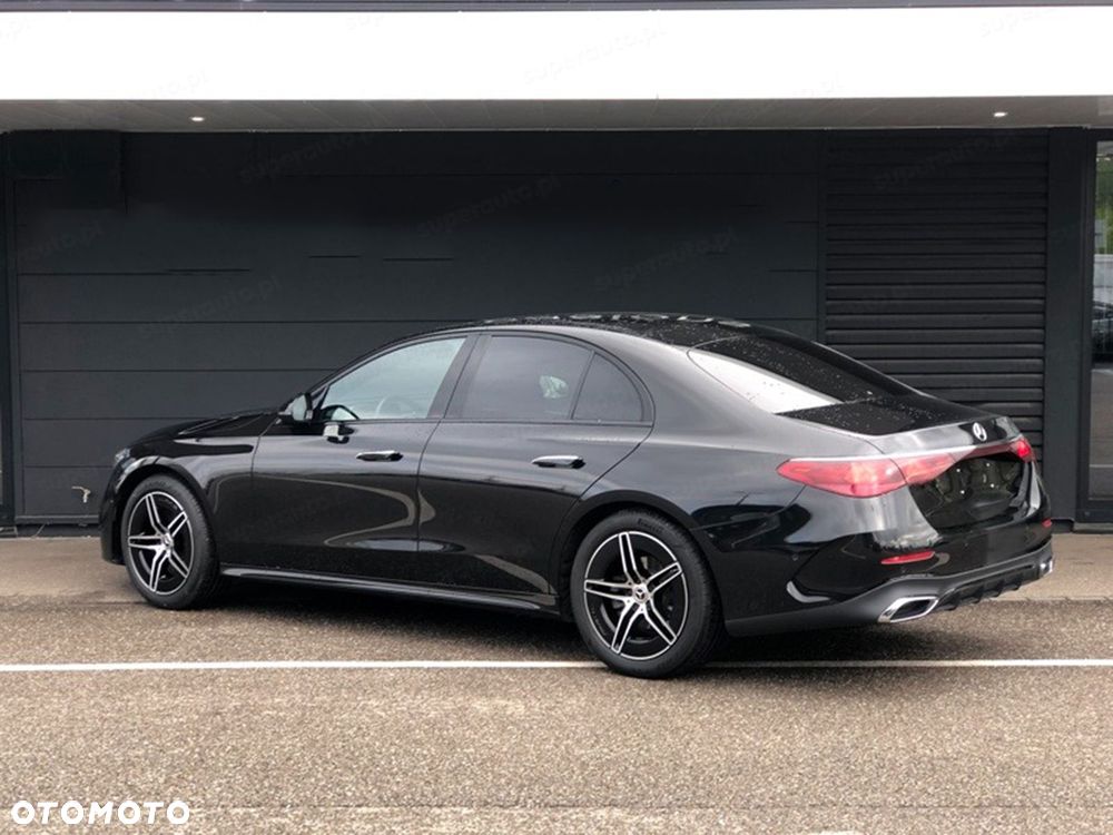 Mercedes-Benz Klasa E 220 d mHEV 4-Matic AMG 9G-Tronic - 4