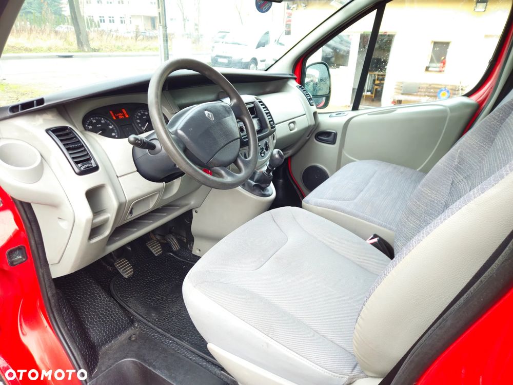 Renault TRAFIC 2.0 DCI 115 PS - 11