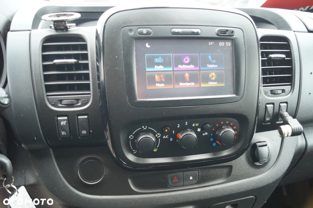 Opel Vivaro - 27