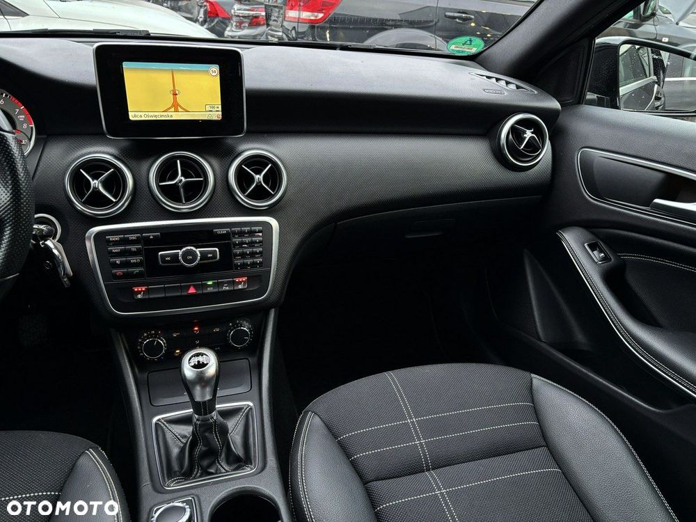 Mercedes-Benz Klasa A 180 Urban - 23