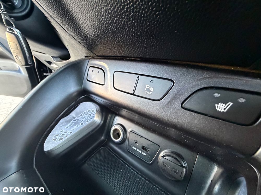 Hyundai ix35 1.6 2WD blue Comfort - 16