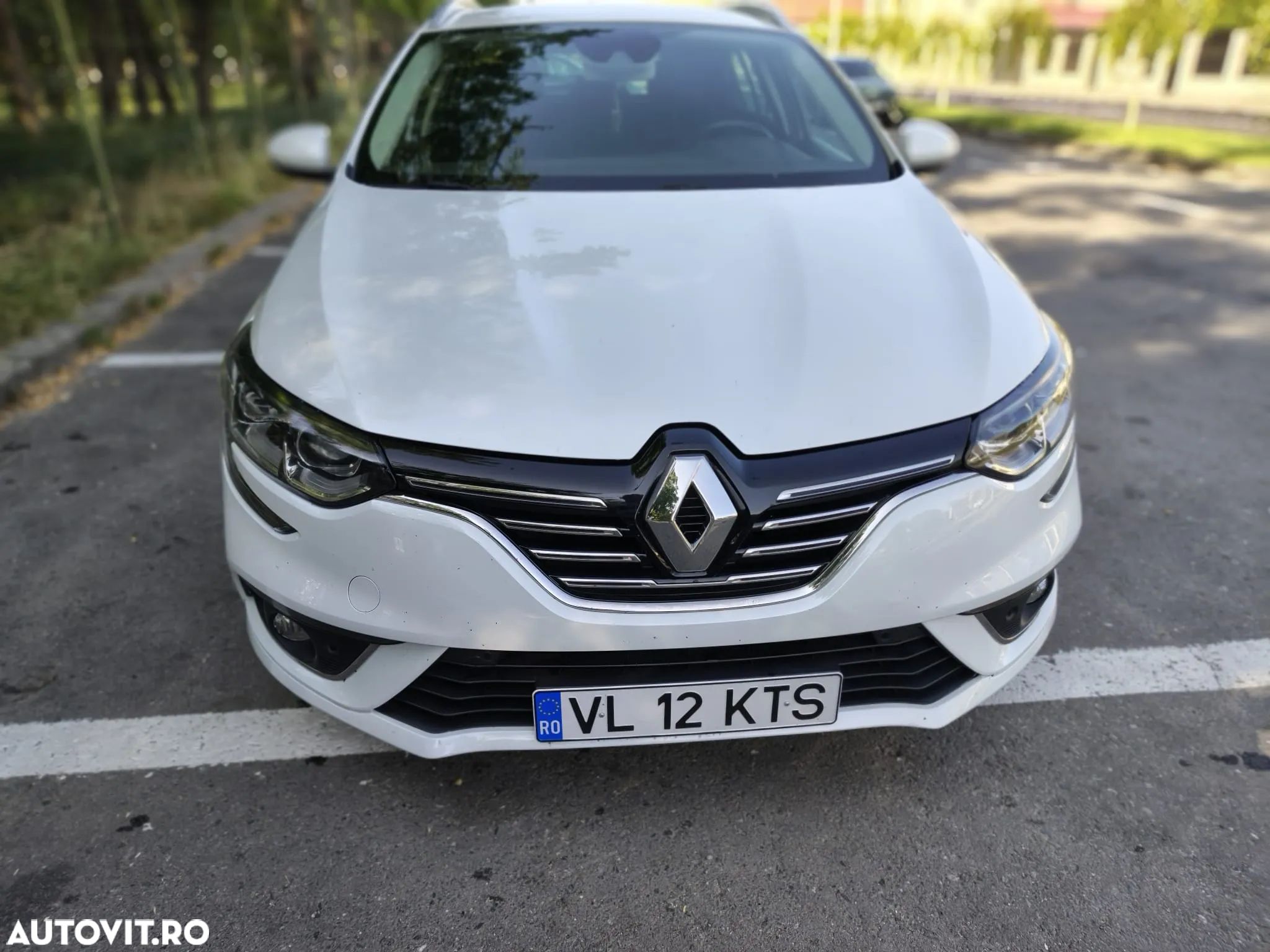 Renault Megane ENERGY dCi 110 EDC INTENS - 1
