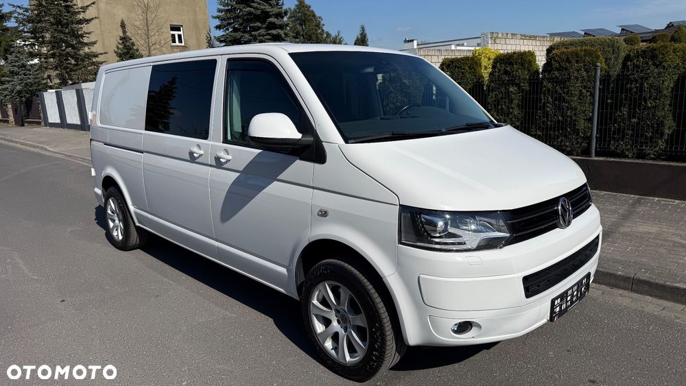 Volkswagen Multivan - 7