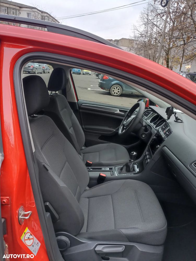 Volkswagen Golf 1.6 TDI SCR Comfortline - 15
