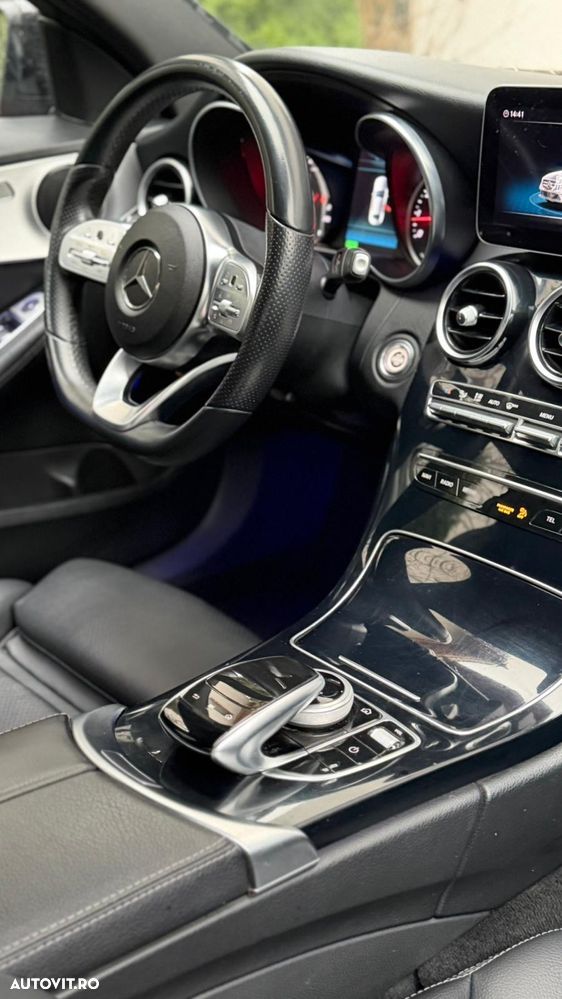 Mercedes-Benz C - 3