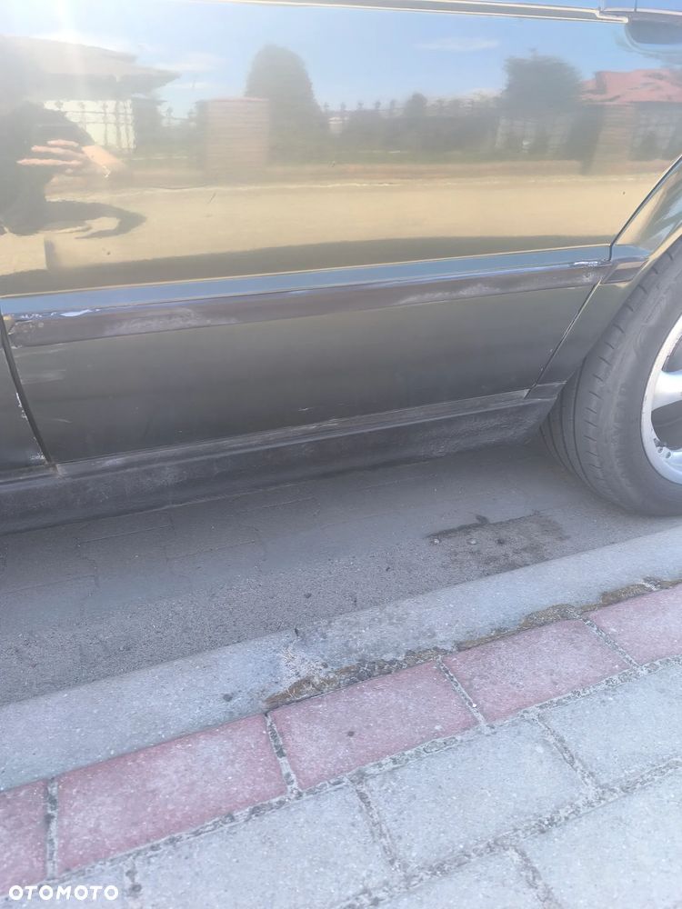 BMW Seria 5 520i - 12