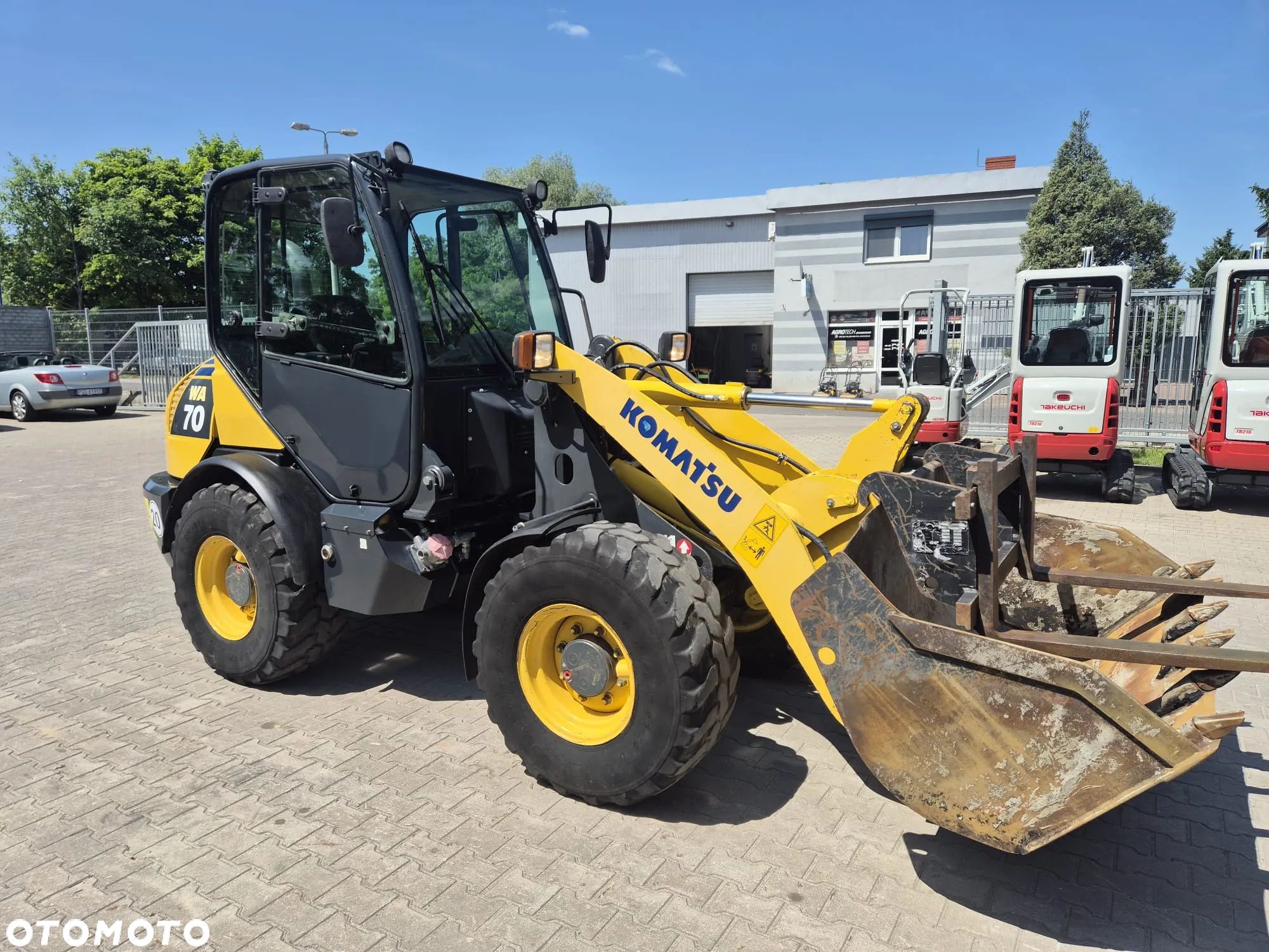 Komatsu WA70 - 1