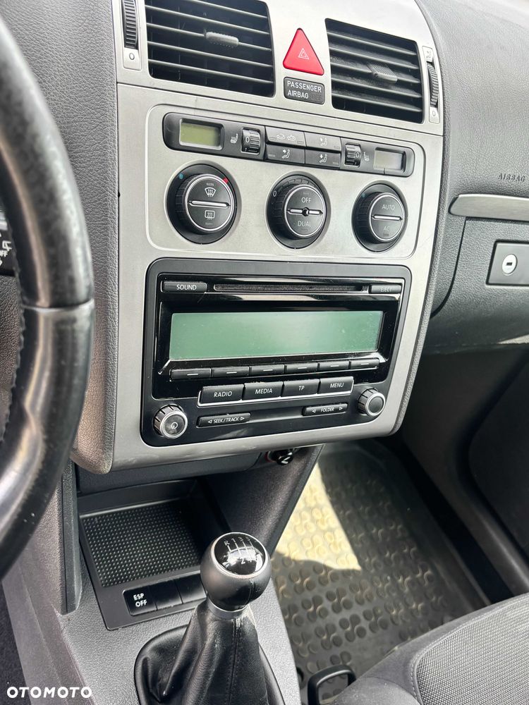 Volkswagen Touran - 7