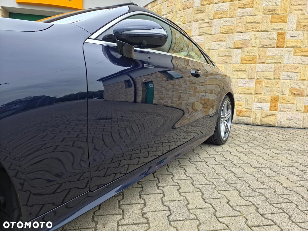 Mercedes-Benz Klasa E 220 d 4-Matic 9G-TRONIC - 26