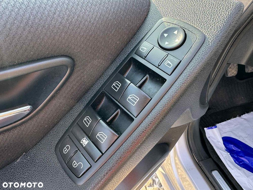 Mercedes-Benz Klasa A 160 CDI Avantgarde - 13