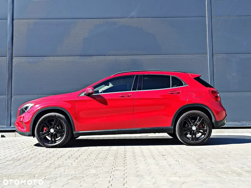 Mercedes-Benz GLA 250 4-Matic - 2
