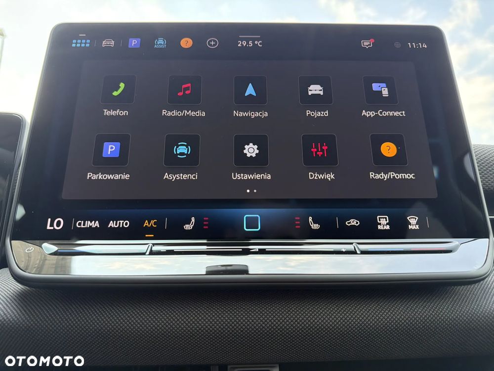 Volkswagen T-Roc 1.5 eTSI Life DSG - 28