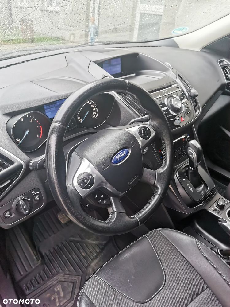 Ford Kuga 2.0 TDCi 4x4 Titanium - 9