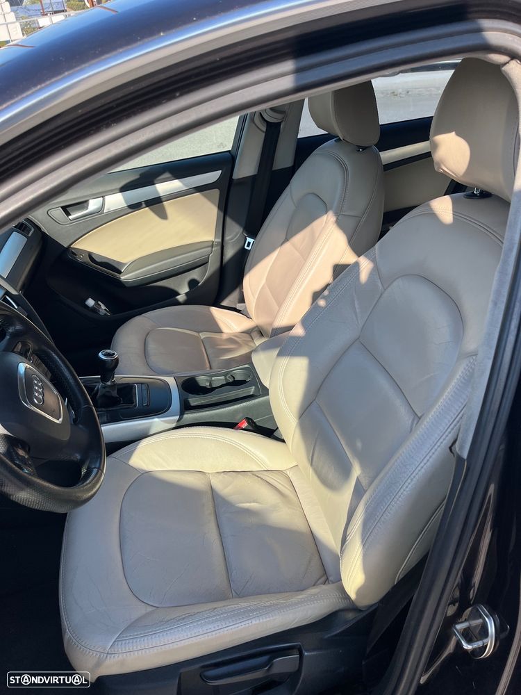 Audi A4 Avant 2.0 TDI - 11