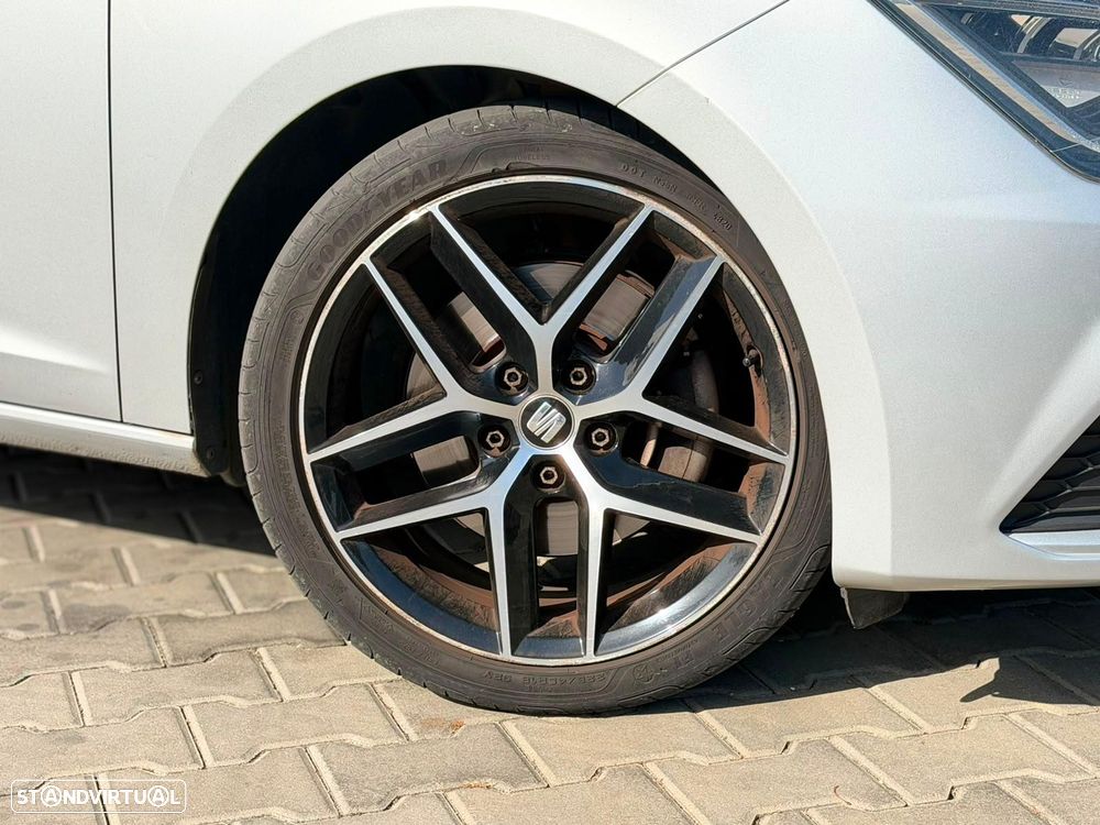 SEAT Leon 2.0 TDI DPF S&S DSG FR - 7