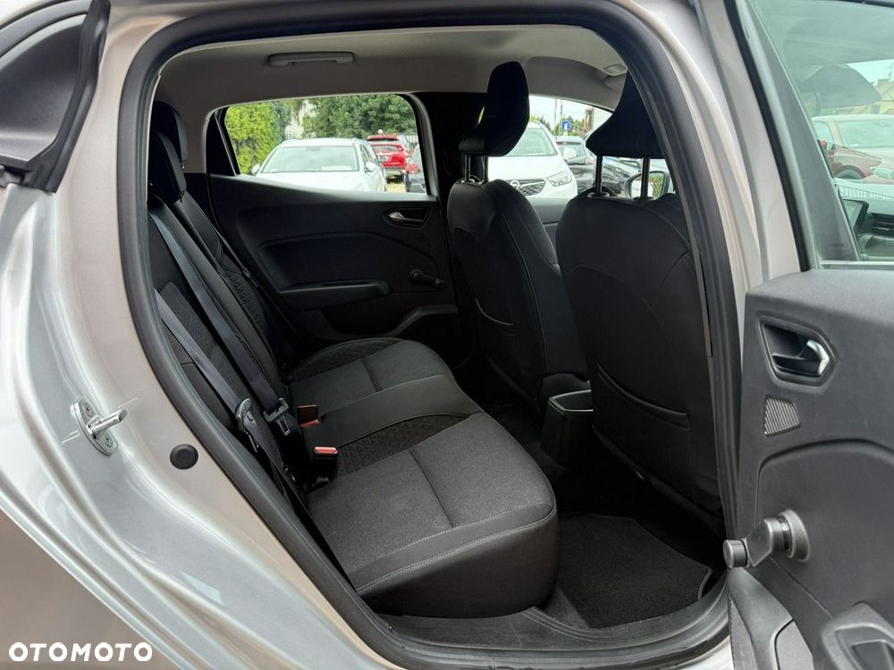 Renault Clio 1.0 TCe Intens - 24