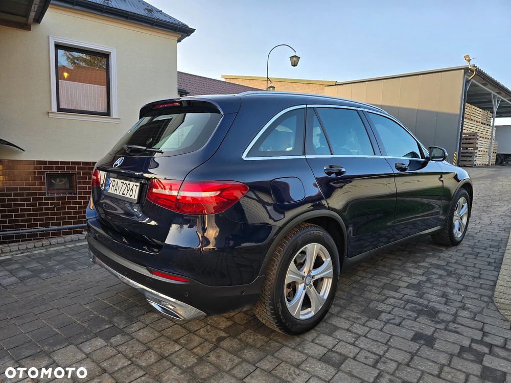 Mercedes-Benz GLC 220 d 4Matic 9G-TRONIC - 7