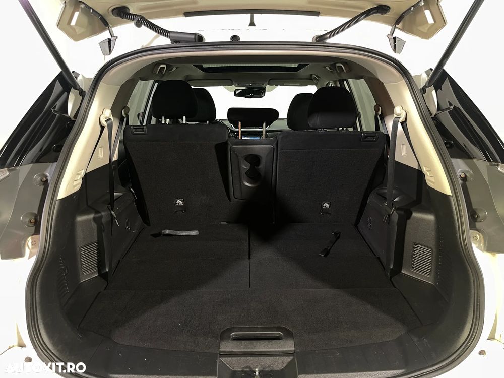Nissan X-Trail 2.0 dCi Xtronic Acenta - 16