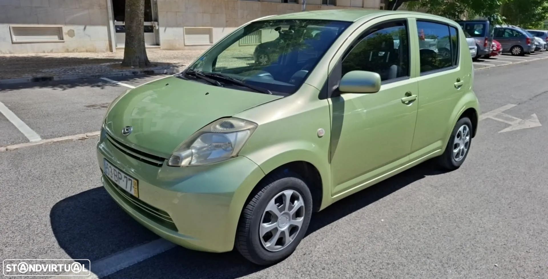 Daihatsu Sirion 1.0 AC - 1