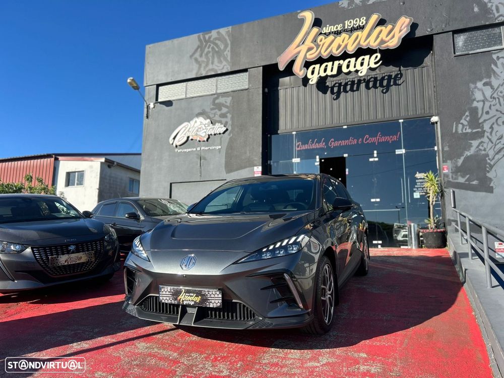 MG MG4 64 kWh Luxury - 3