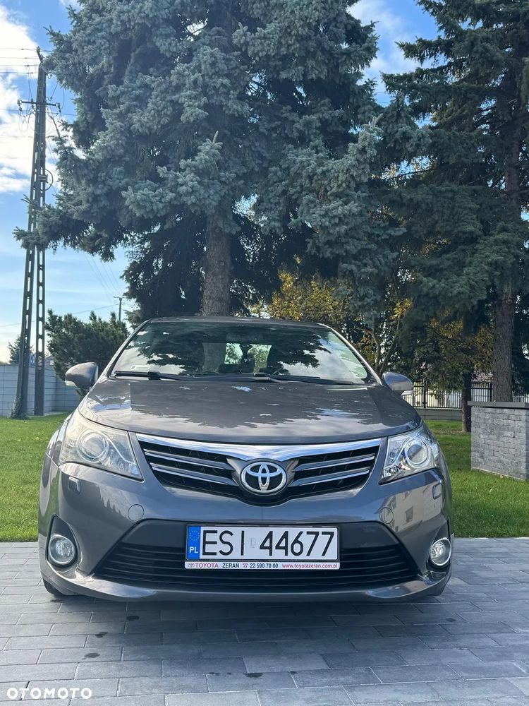 Toyota Avensis 1.8 Premium - 7