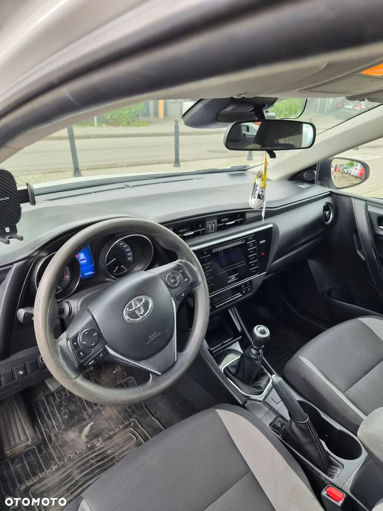 Toyota Auris 1.33 VVT-i Active - 15