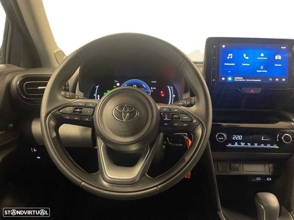 Toyota Yaris Cross 1.5 HDF Comfort Plus - 9