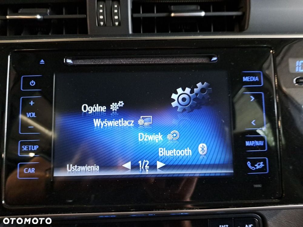 Toyota Auris - 23