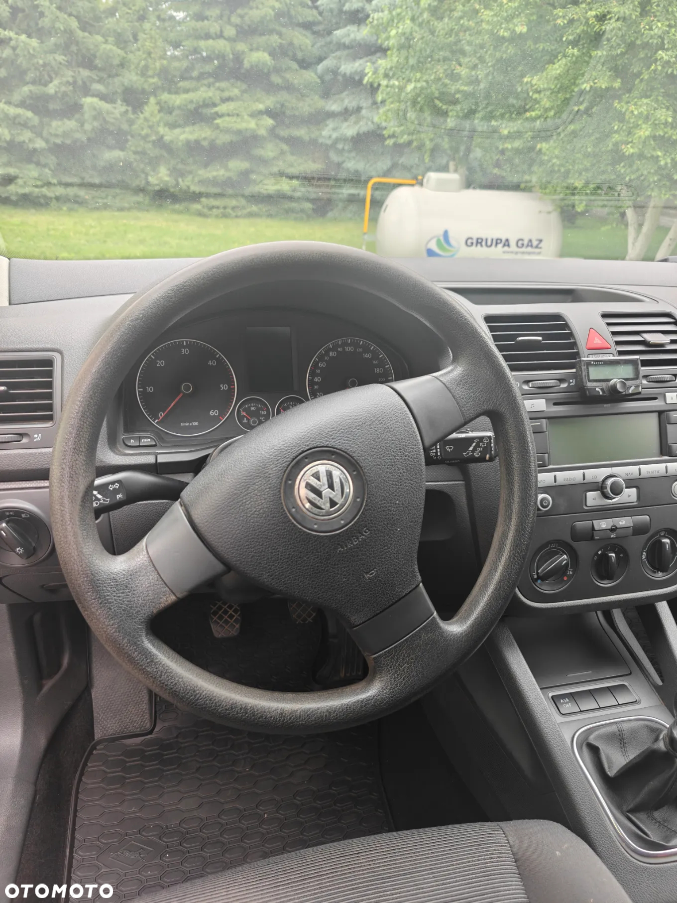 Volkswagen Golf - 14