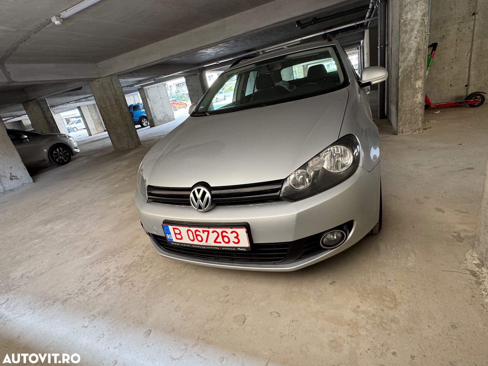 Volkswagen Golf 1.6 TDI BlueMotion Technology DPF Comfortline - 1