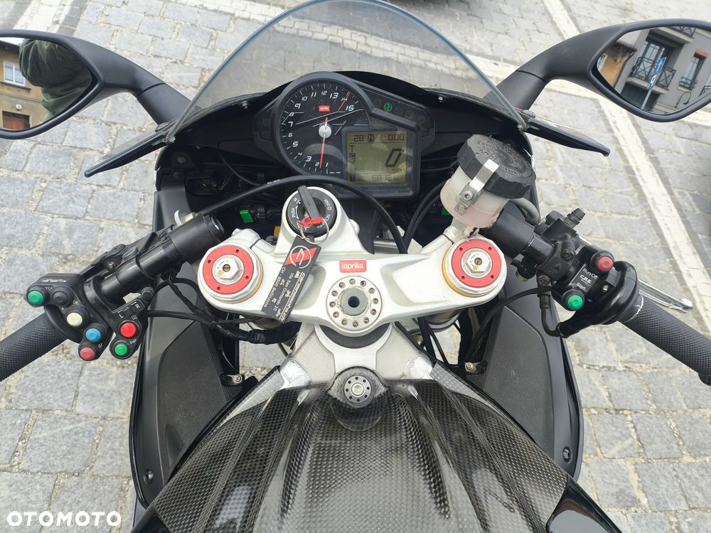 Aprilia RSV - 10